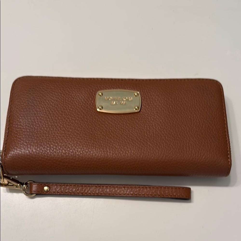 Michael Kors Brown Leather Wristlet